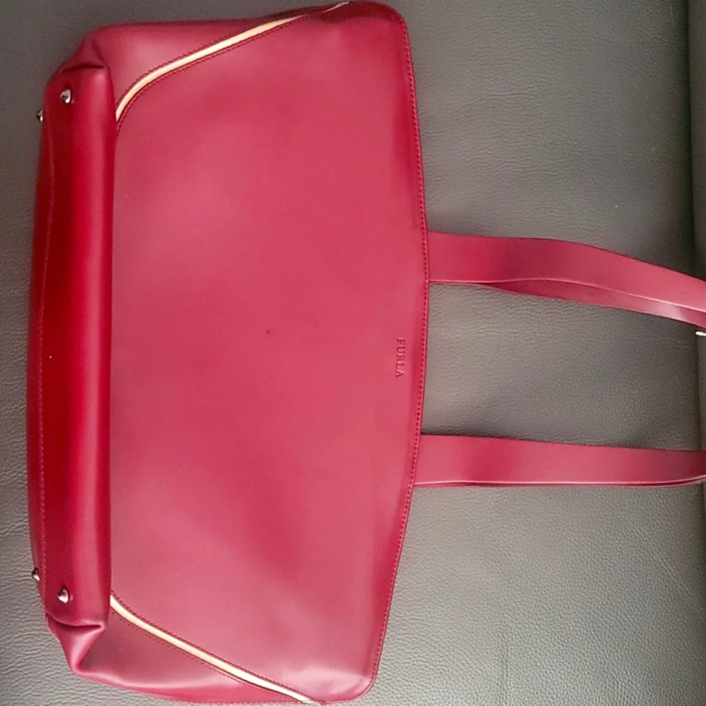Furla Red crimson 👜 Handbag - Picture 1 of 3